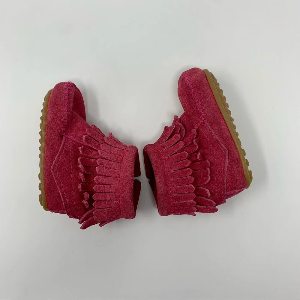 Minnetonka Baby Girls Hot Pink Suede Double Fringe Moccasin Boots Shoes Size 2